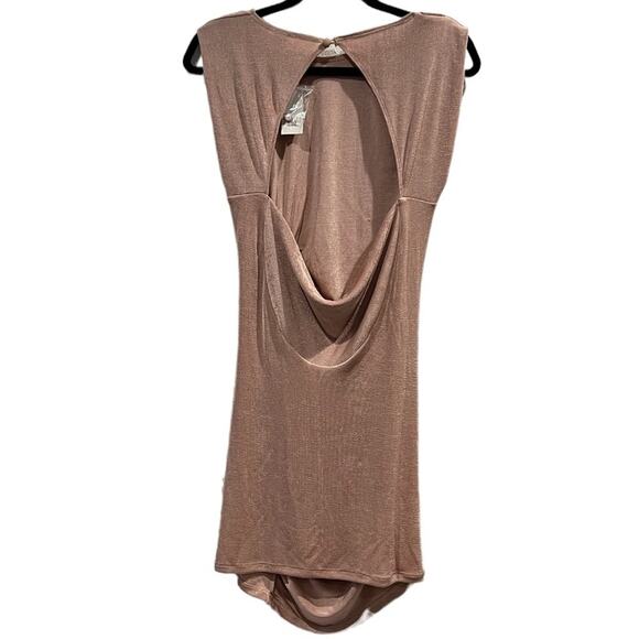 NWT RIVER ISLAND mini dress open back sleeveless rushed SIZE 8 Peach - Picture 2 of 9